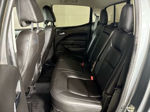 Used 2019 Chevrolet Colorado ZR2 image 38