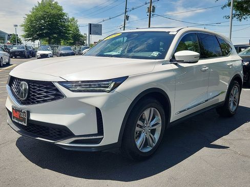 Used 2026 Acura MDX SH-AWD image 3