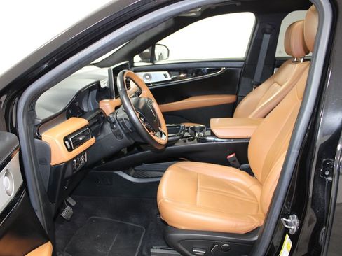 Used 2023 Lincoln Nautilus Black Label w/ Cargo Utility Package image 18