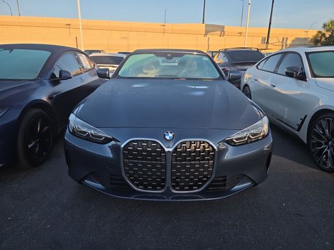 Used 2024 BMW 430i xDrive Convertible w/ Convenience Package AWD/4WD image 2