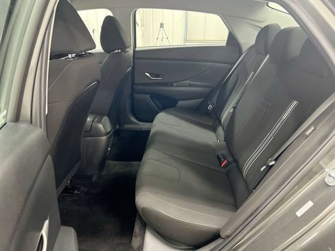 Used 2024 Hyundai Elantra SEL FWD image 23