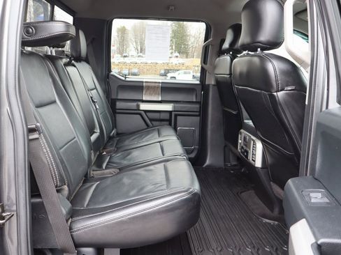 Used 2017 Ford F450 Lariat w/ Tow Technology Bundle image 27