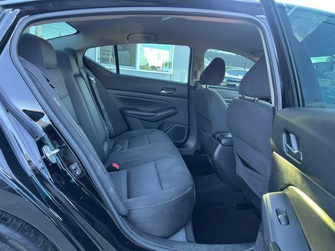 Used 2020 Nissan Altima 2.5 S FWD image 18