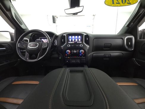 Used 2021 GMC Sierra 1500 AT4 w/ AT4 Premium Package image 2