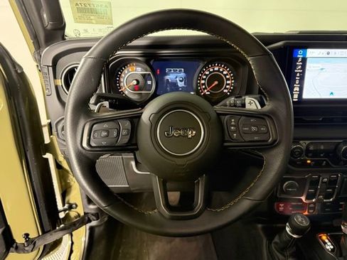 Used 2025 Jeep Wrangler Unlimited Rubicon 392 image 16