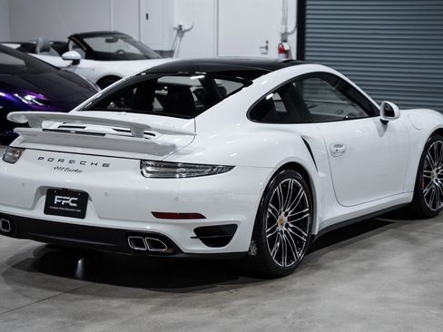 Used 2015 Porsche 911 Turbo w/ Sport Chrono Package AWD/4WD image 6