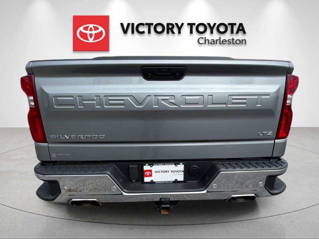 Used 2023 Chevrolet Silverado 1500 LTZ AWD/4WD image 4
