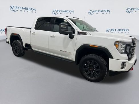 Used 2022 GMC Sierra 2500 AT4 w/ AT4 Premium Plus Package image 7