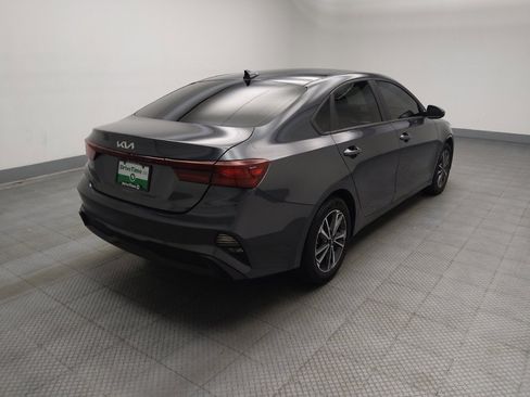 Used 2023 Kia Forte LXS FWD image 9