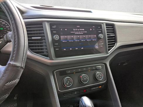 Used 2018 Volkswagen Atlas SE FWD image 10