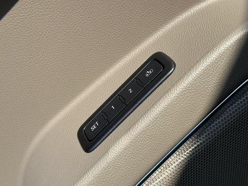 Used 2016 Chevrolet Tahoe LT w/ Luxury Package RWD image 26