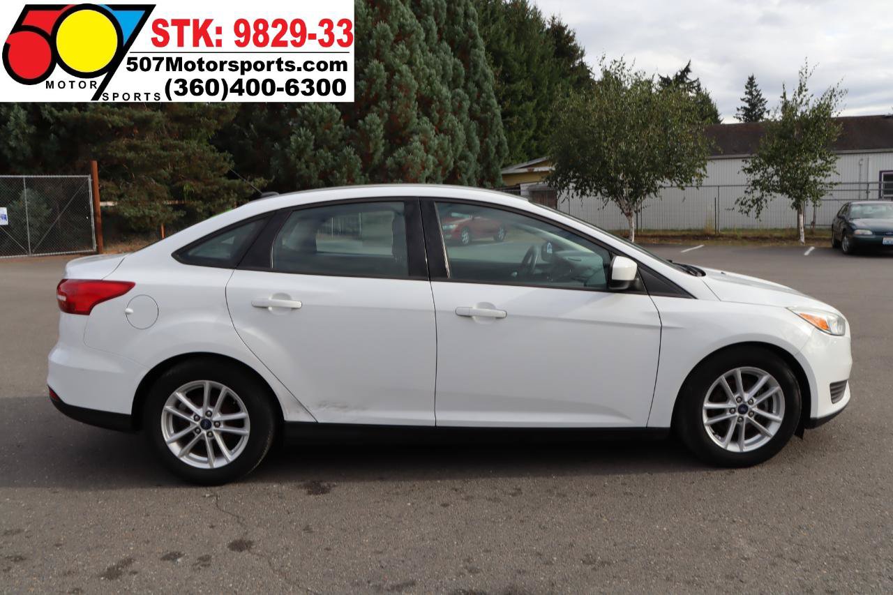 Used 2018 Ford Focus SE FWD image 9