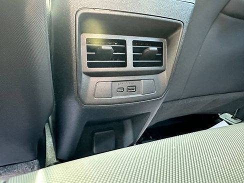 Used 2024 Chevrolet Colorado Z71 w/ Advanced Trailering Package AWD/4WD image 8