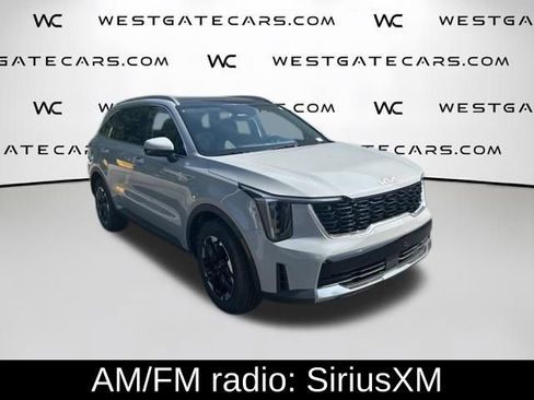 Used 2026 Kia Sorento S w/ S Panoramic Sunroof Package FWD image 4