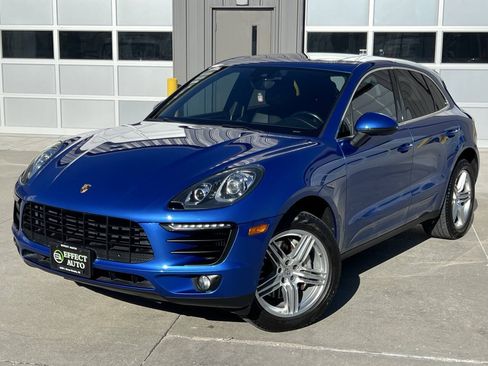 Used 2017 Porsche Macan S AWD/4WD image 2