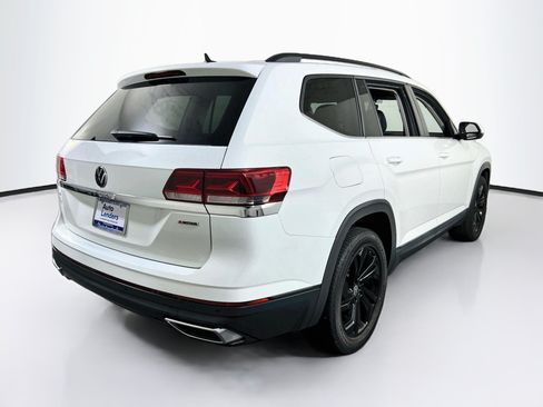 Used 2022 Volkswagen Atlas SE w/ Panoramic Sunroof Package AWD/4WD image 5