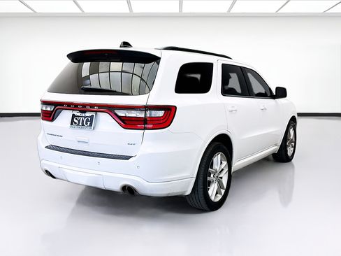 Used 2023 Dodge Durango GT RWD image 4
