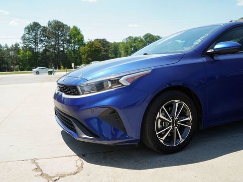 Used 2023 Kia Forte LXS FWD image 16