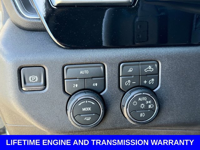 Used 2026 Chevrolet Silverado 1500 LTZ w/ LTZ Convenience Package II AWD/4WD image 32