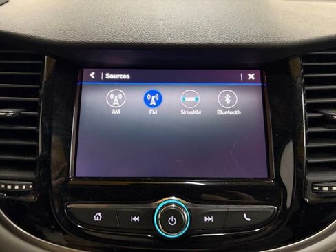 Used 2020 Chevrolet Trax LT AWD/4WD image 30