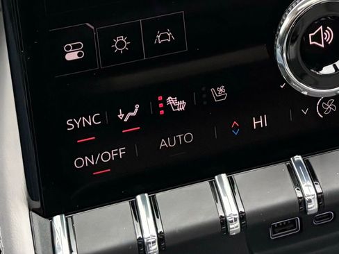 New 2026 GMC Terrain Denali w/ LPO, Black Badging Package image 8