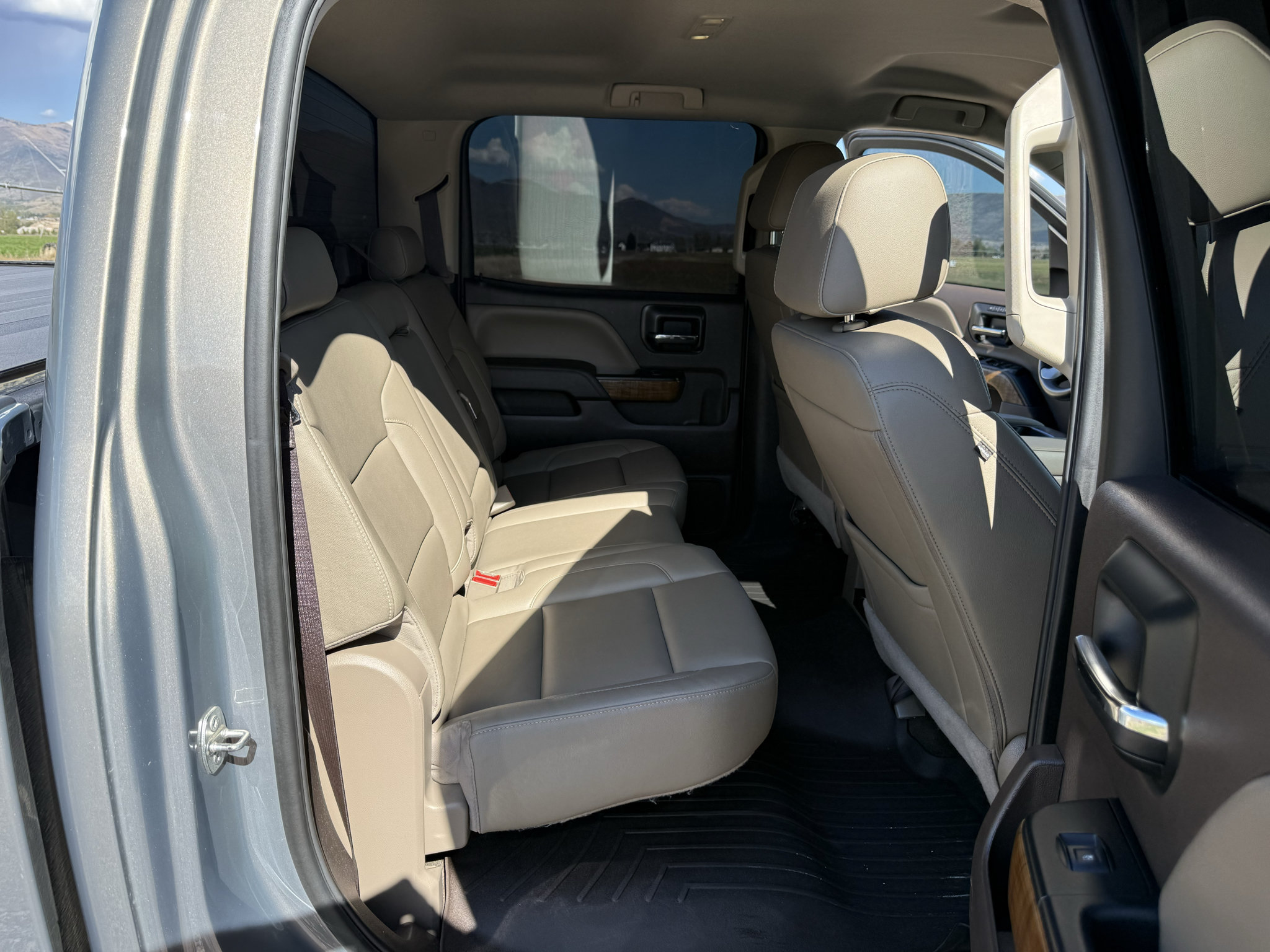 Used 2017 GMC Sierra 1500 SLT w/ SLT Premium Package AWD/4WD image 35