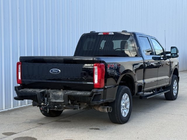 Used 2024 Ford F250 XLT w/ FX4 Off-Road Package AWD/4WD image 4