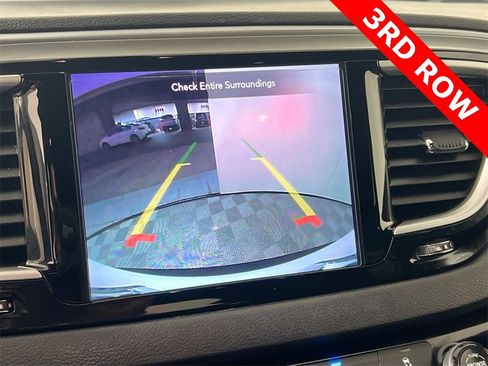 Used 2020 Chrysler Pacifica Touring w/ S Appearance Package image 14