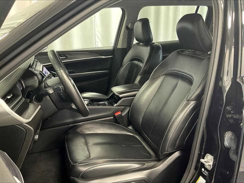 Used 2021 Jeep Grand Cherokee L Limited w/ Trailer Tow Group (B) image 10