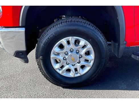 Used 2024 Chevrolet Silverado 2500 LTZ AWD/4WD image 10