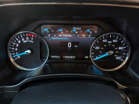 Used 2020 Ford F250 Lariat w/ Lariat Value Package AWD/4WD image 26
