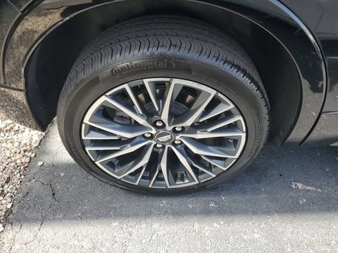 Used 2024 Cadillac XT4 Sport FWD image 30