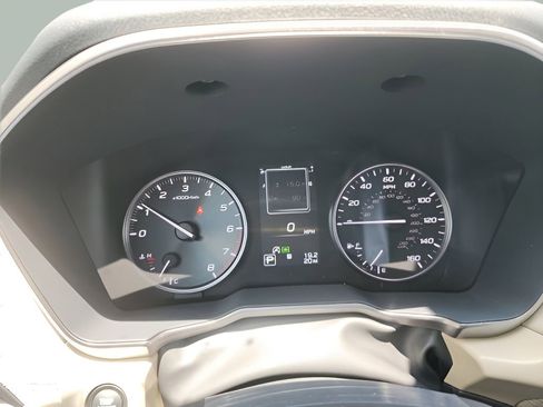 Used 2025 Subaru Outback Limited image 19