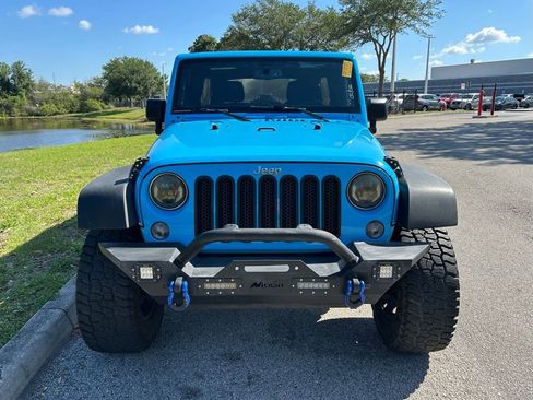 Used 2018 Jeep Wrangler Unlimited Sport S AWD/4WD image 8