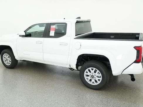 New 2025 Toyota Tacoma SR5 image 37