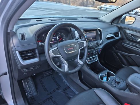 Certified 2022 GMC Terrain SLT w/ Elevation Edition image 11