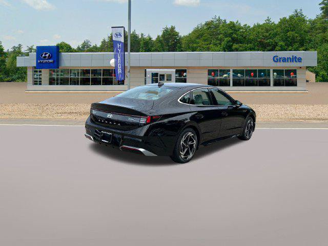 New 2026 Hyundai Sonata SEL FWD image 6