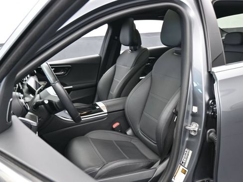 Used 2024 Mercedes-Benz C 300 Sedan image 10