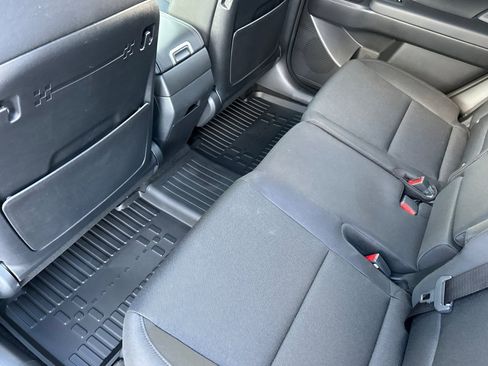 Used 2025 Hyundai Santa Fe SE image 11