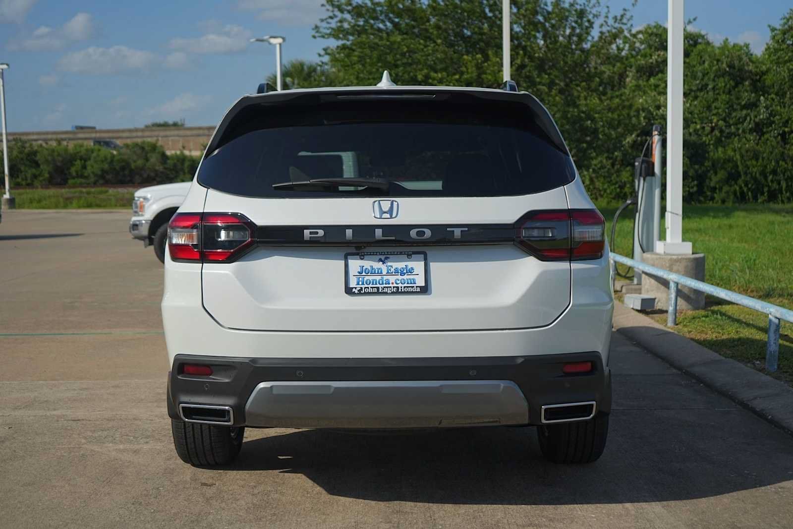 New 2026 Honda Pilot EX-L image 5
