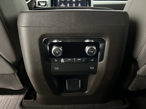 New 2025 GMC Yukon Elevation w/ LPO, Floor Liner Package image 20