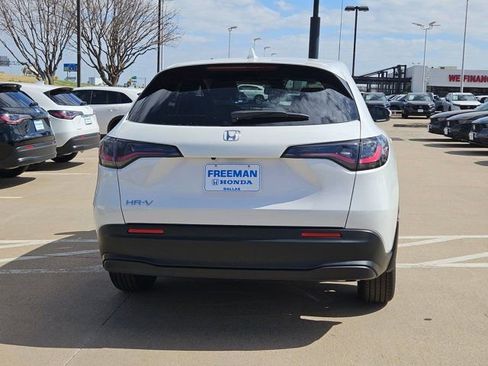 New 2026 Honda HR-V LX image 6