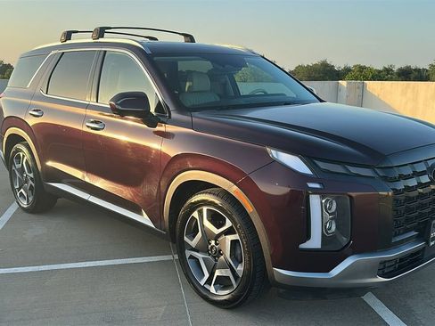 Used 2024 Hyundai Palisade Limited FWD image 15