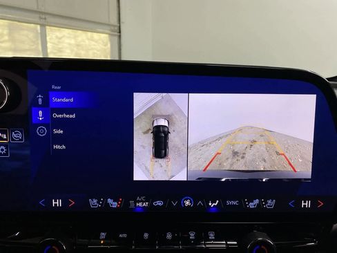 Used 2024 Chevrolet Blazer EV RS image 26