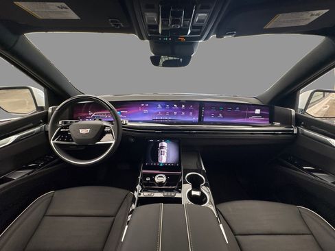 New 2025 Cadillac Escalade ESV Sport w/ Touring Package image 23