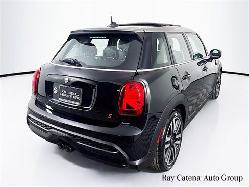 Certified 2023 MINI Cooper S image 7