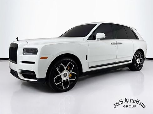 Used 2022 Rolls-Royce Cullinan Black Badge w/ Dark Exterior Package AWD/4WD image 3