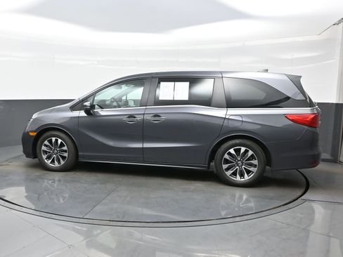 Used 2023 Honda Odyssey EX-L image 3
