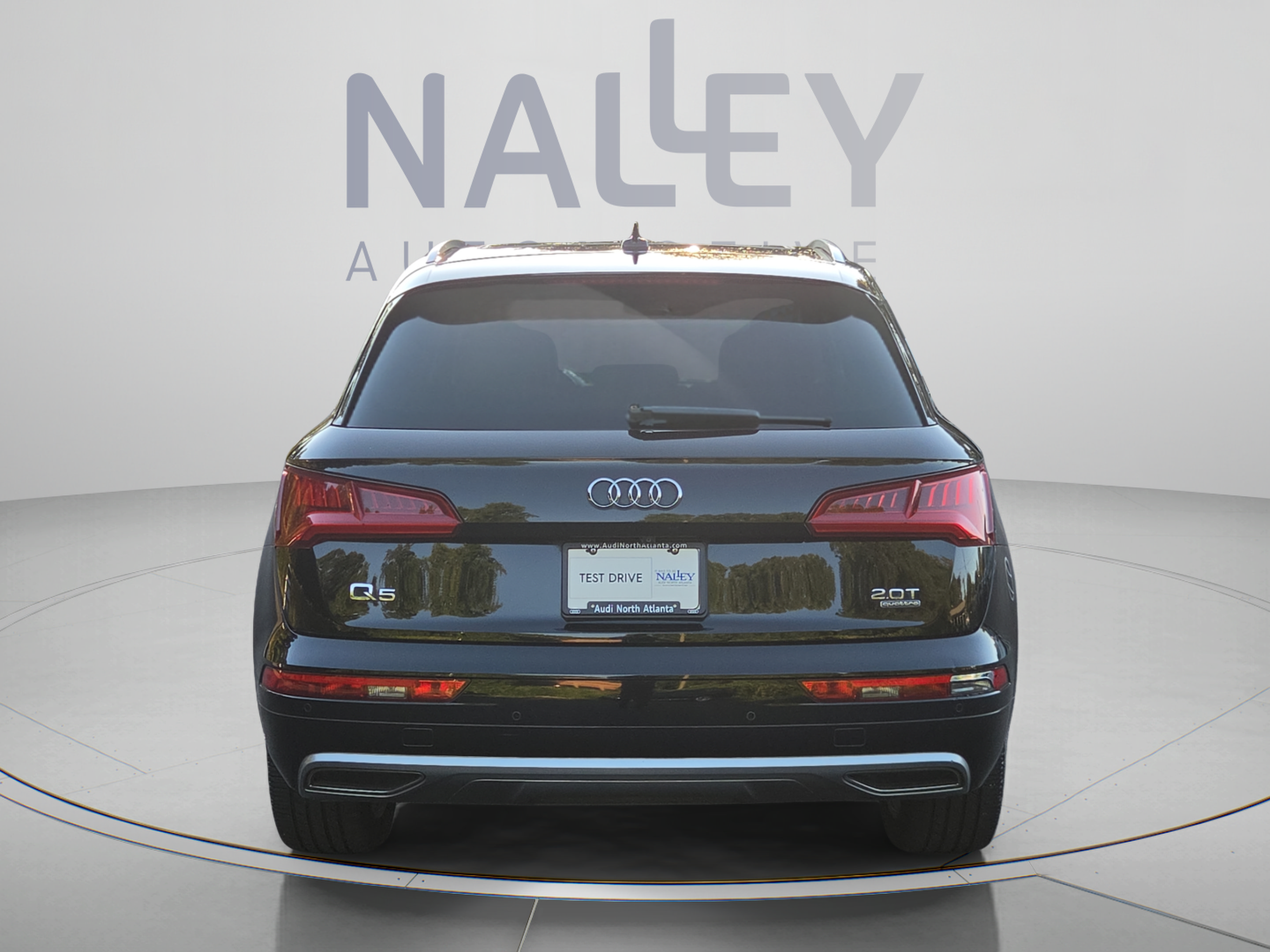 Used 2018 Audi Q5 2.0T Premium Plus w/ Premium Plus Package AWD/4WD image 4
