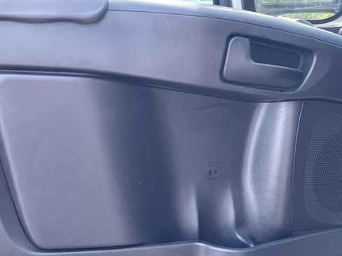 Used 2025 RAM ProMaster 2500 w/ Convenience Group FWD image 19